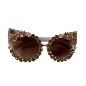 Mincl Zoe Cat Eye Rhinestone Sunglasses White Tinted Festival Beach Boho Retro